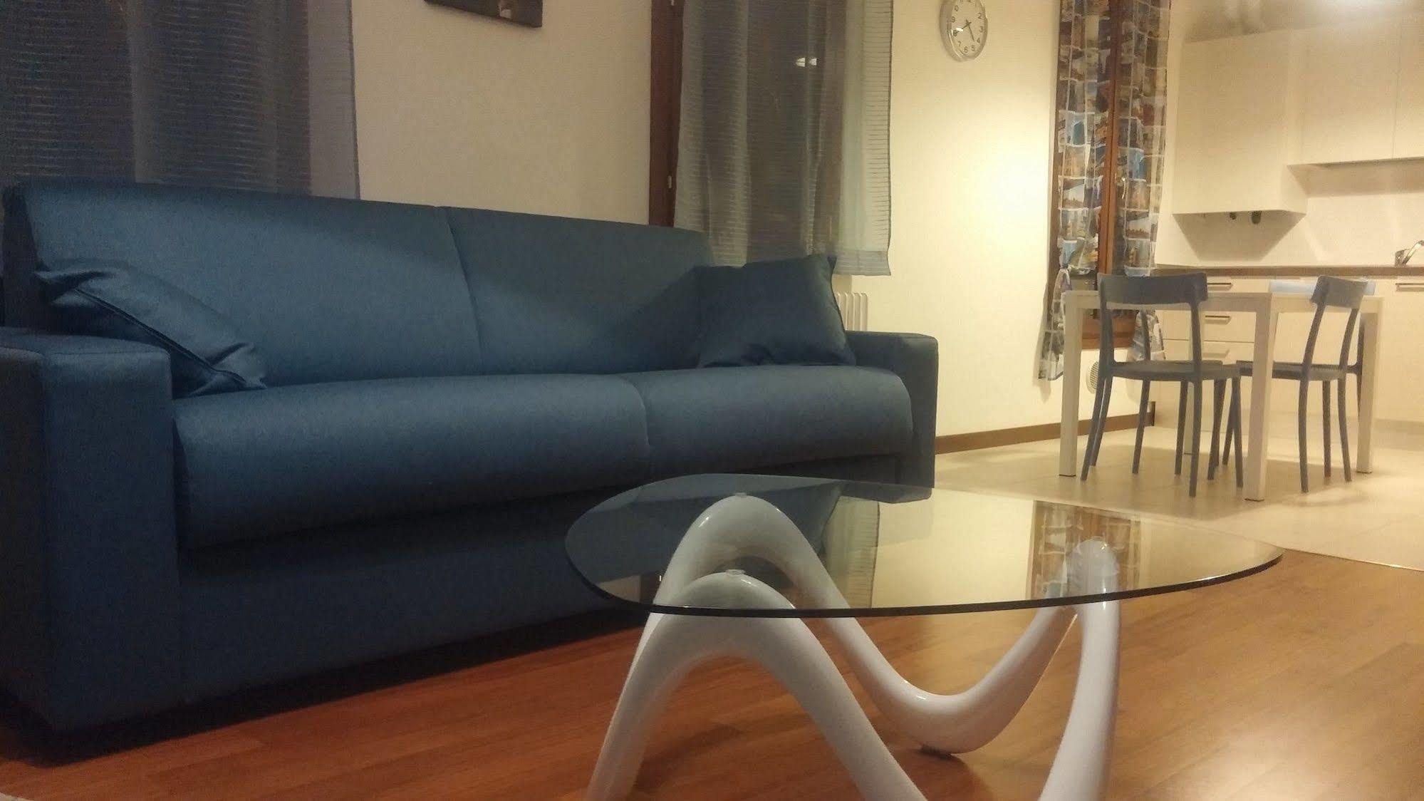 Good Wine Apartments Венеция Екстериор снимка