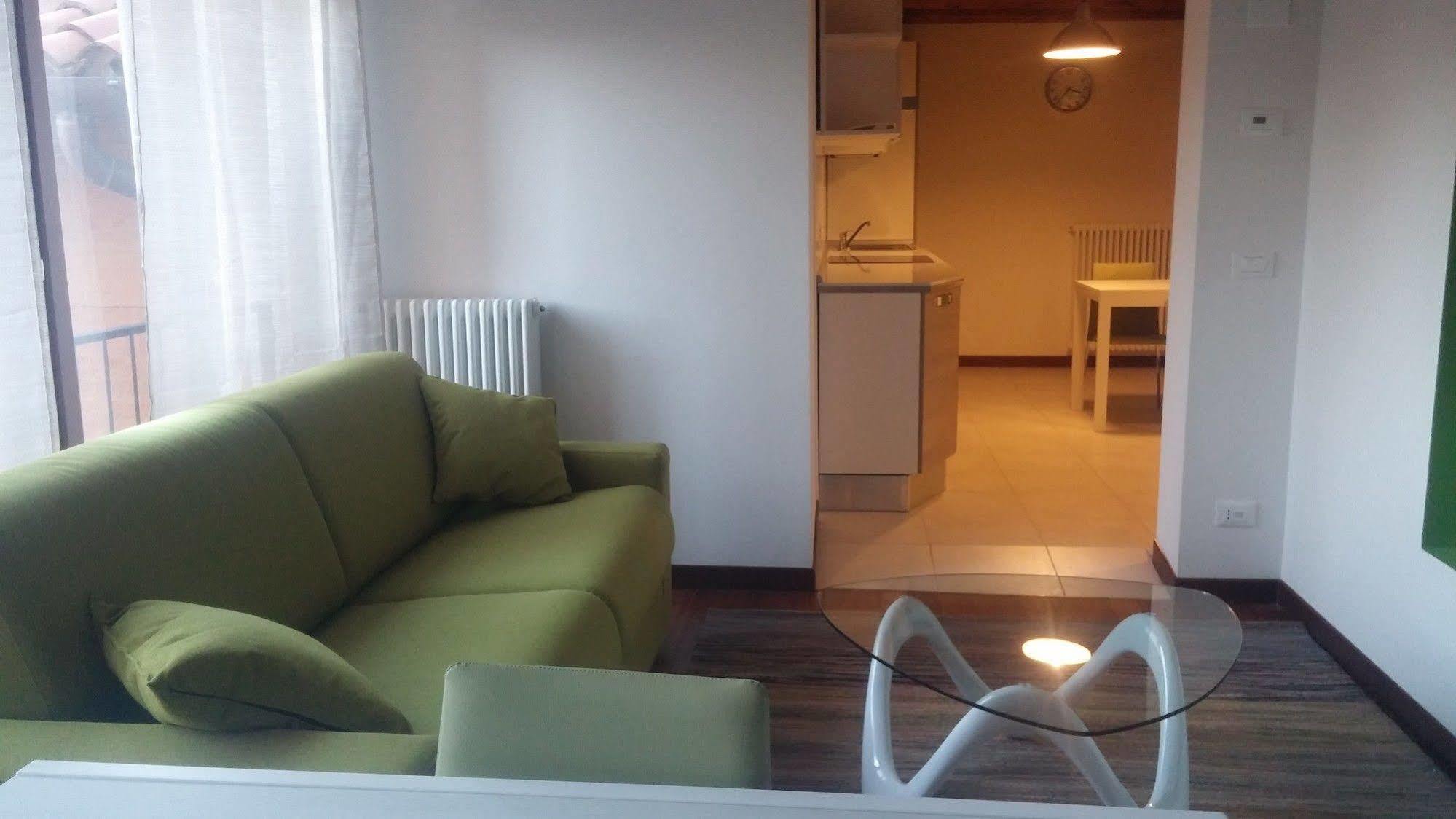 Good Wine Apartments Венеция Екстериор снимка